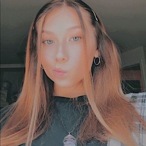 Meet your Posher, Isabella